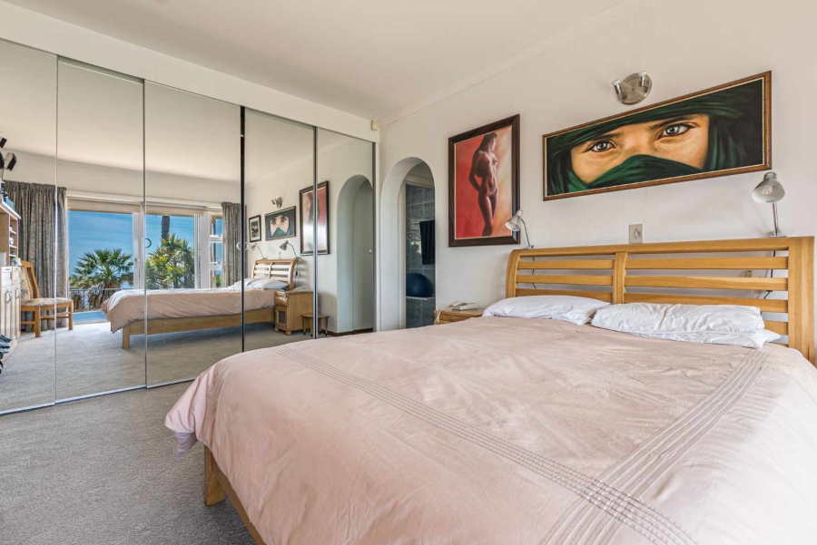 5 Bedroom Property for Sale in Camps Bay Western Cape